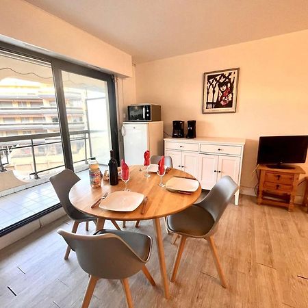 Appartement 2P, 4 Couchages, Terrasse Et Salon De Jardin A 200M De La Plage, Frejus - Fr-1-226A-22 Eksteriør bilde