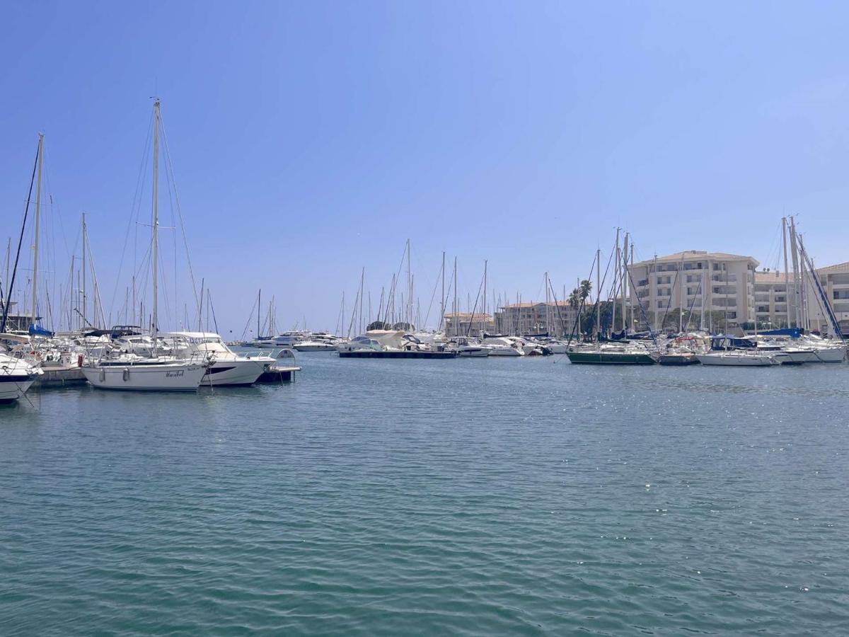 Appartement 2P, 4 Couchages, Terrasse Et Salon De Jardin A 200M De La Plage, Frejus - Fr-1-226A-22 Eksteriør bilde