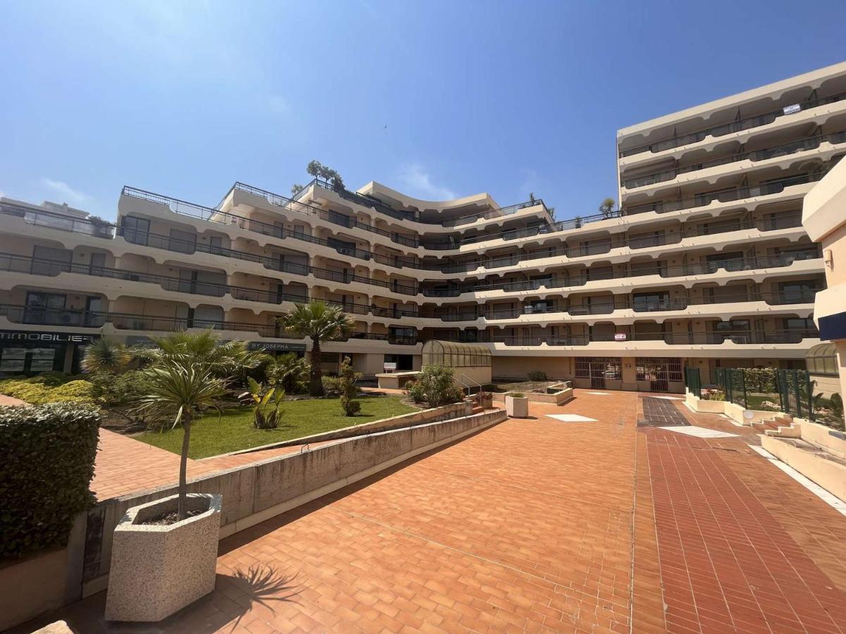 Appartement 2P, 4 Couchages, Terrasse Et Salon De Jardin A 200M De La Plage, Frejus - Fr-1-226A-22 Eksteriør bilde